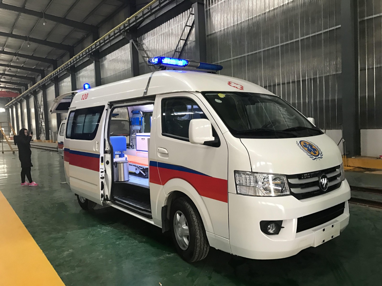 酉阳救护车转院
