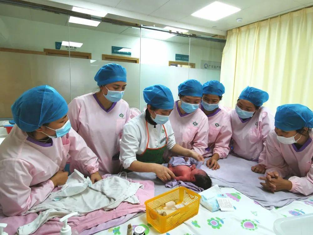 酉阳妇婴监护型护送